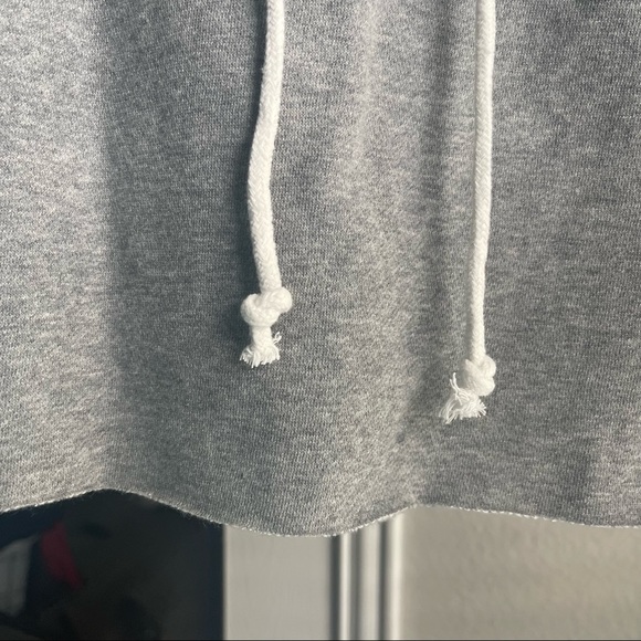 NEW CROPPED HOODIE - Picture 2 of 8